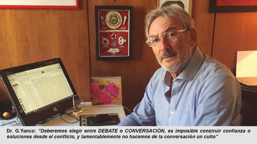 Políticos a la escuela